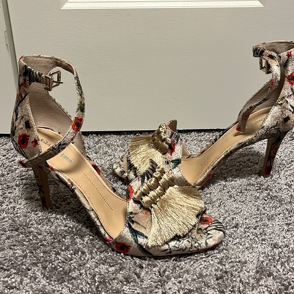 Gianni Bini Shoes - Gianni Bini Floral Print Heeled Sandals with Gold Tassels